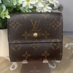 Reposhing Louis Vuitton Brown Monogram Wallet